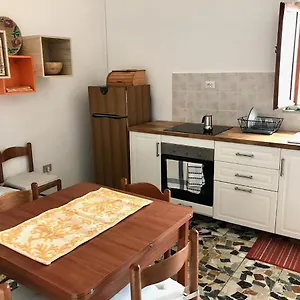 Casa In Centro A Due Passi Dal Mare Casa vacanze Santa Teresa di Gallura